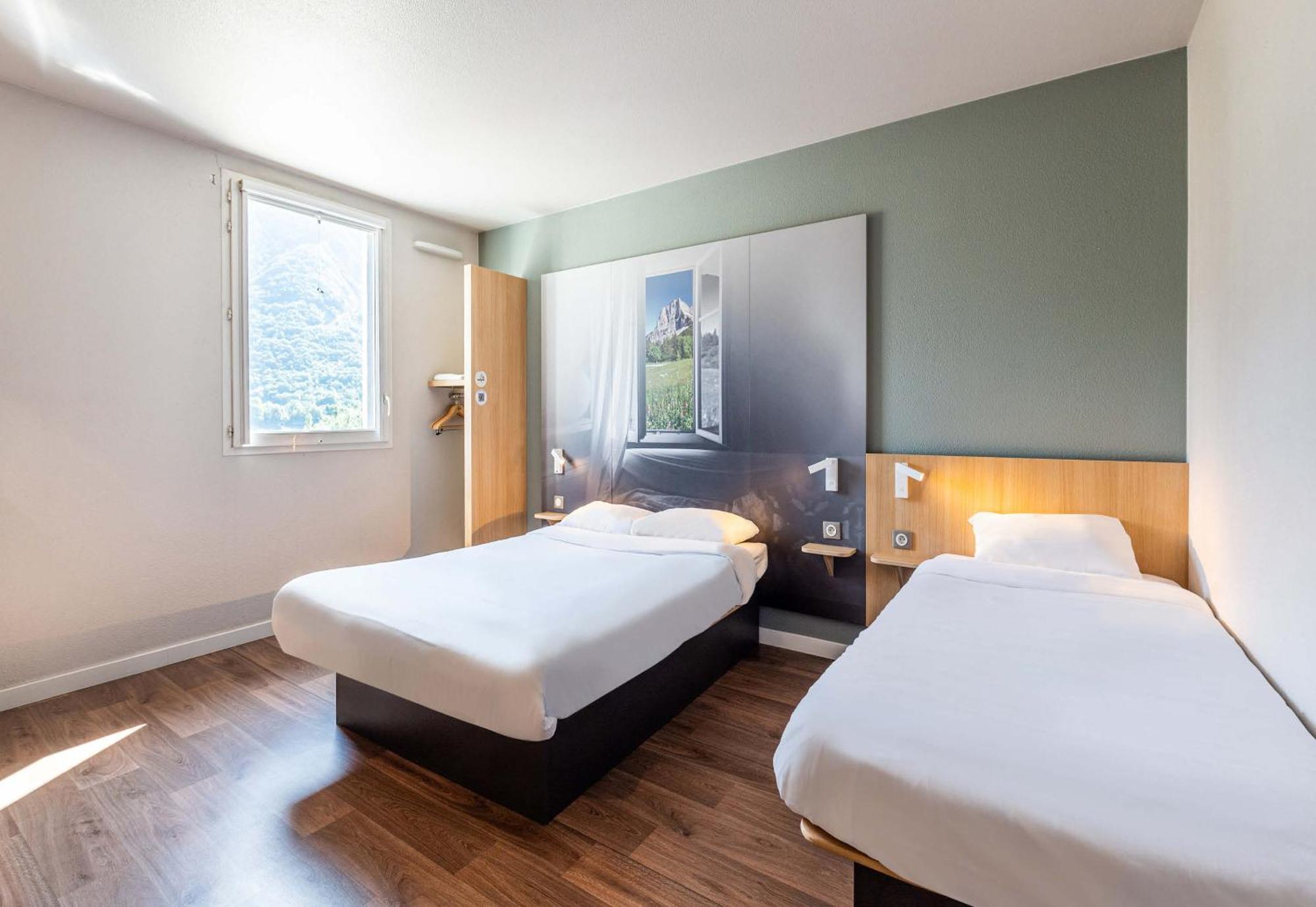 B&B Hotel Saint Jean De Maurienne Sainte-Marie-de-Cuines Dış mekan fotoğraf