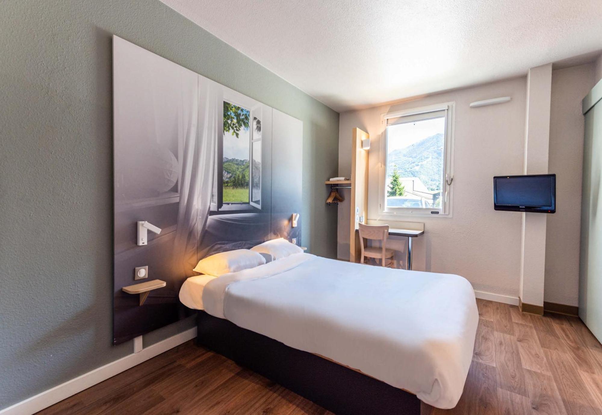 B&B Hotel Saint Jean De Maurienne Sainte-Marie-de-Cuines Dış mekan fotoğraf