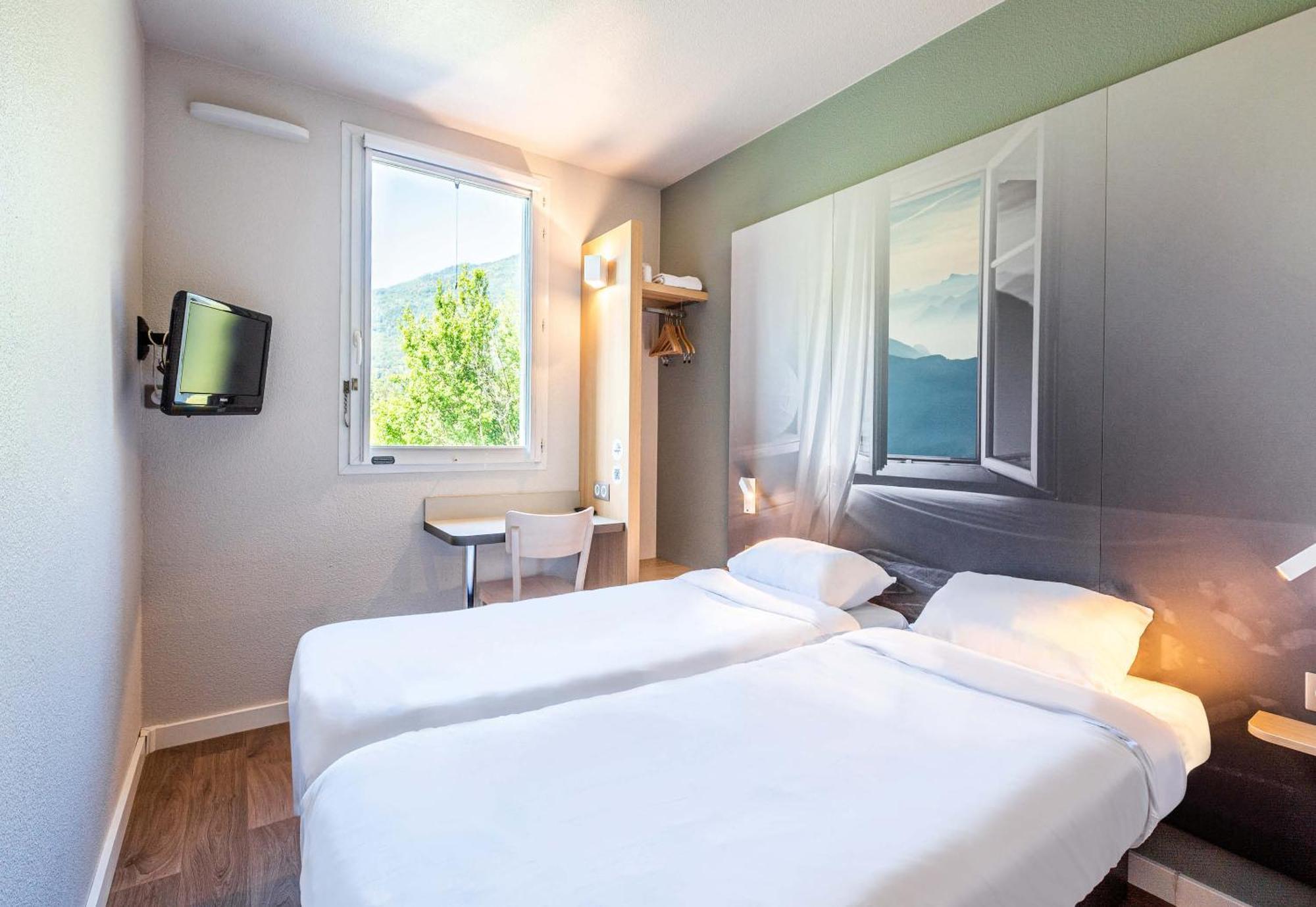 B&B Hotel Saint Jean De Maurienne Sainte-Marie-de-Cuines Dış mekan fotoğraf